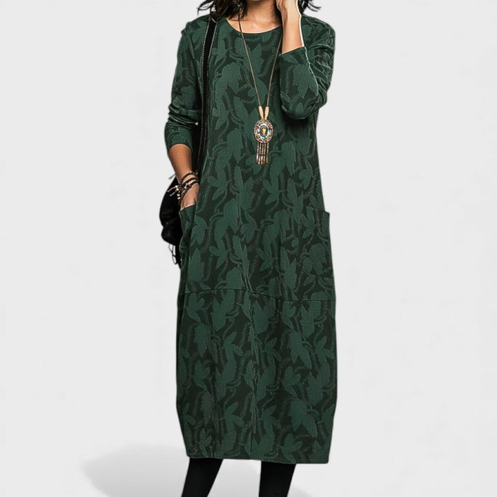 Victoria | Casual Round-Neck Dress