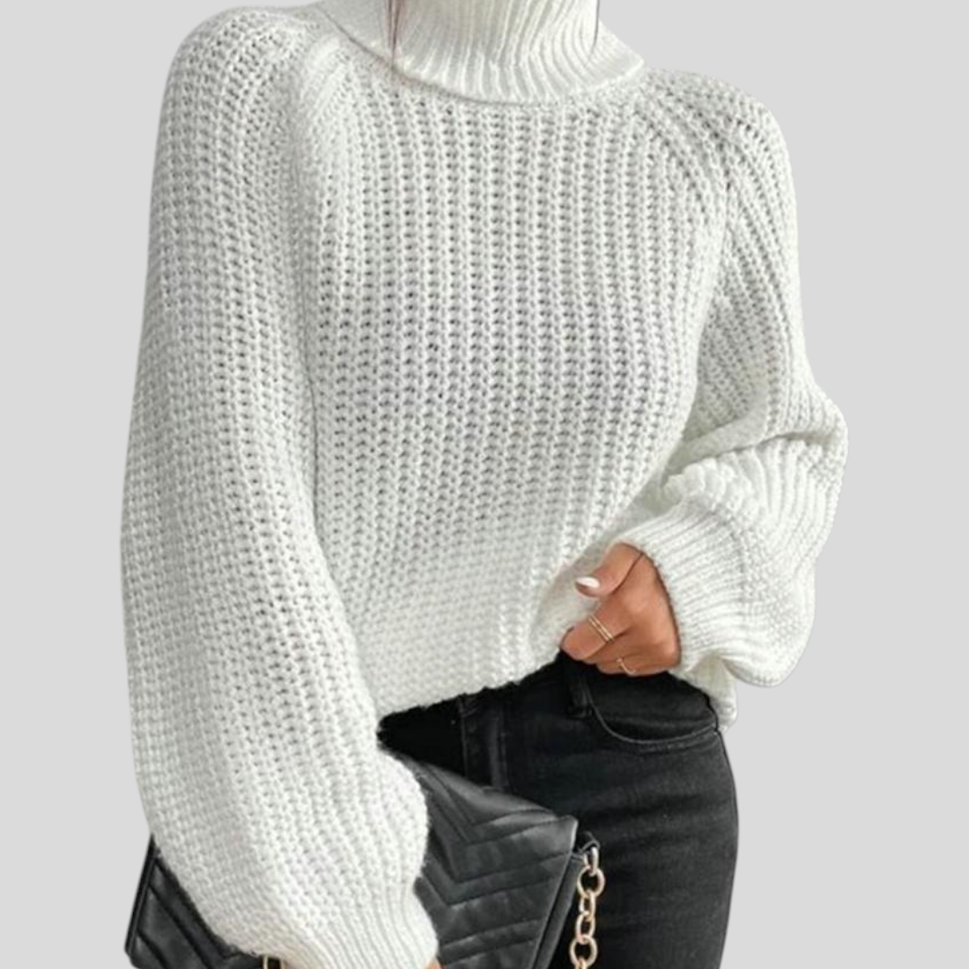 Evelyn | Cozy Sweater With Tummy Coverage