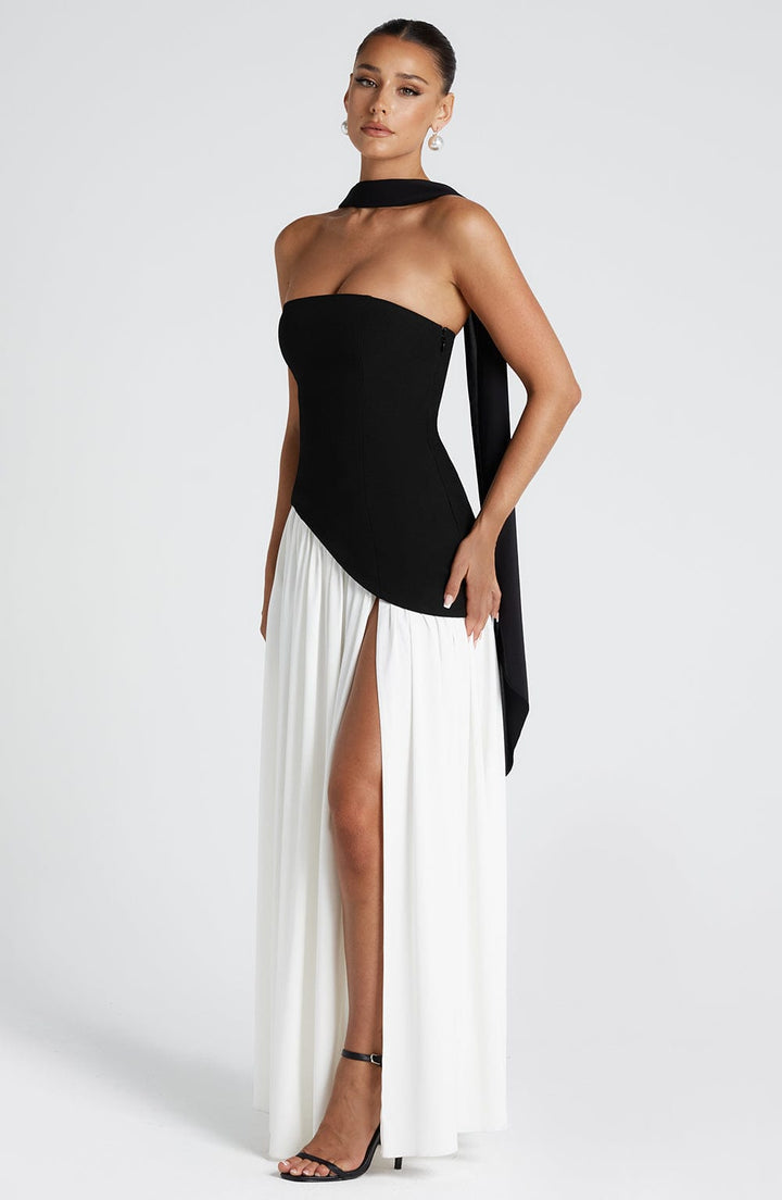 Marisela | Sophisticated Maxi Dress